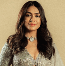 Mrunal Thakur - Tpoint Tech